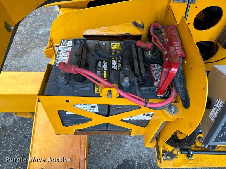 image for item OJ9536 2018 Haulotte 4527A boom lift