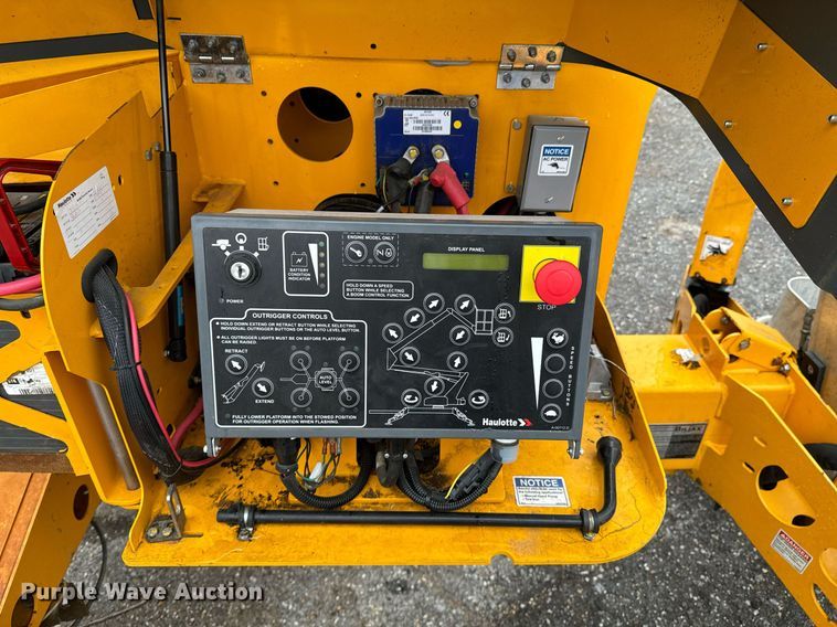 image for item OJ9536 2018 Haulotte 4527A boom lift