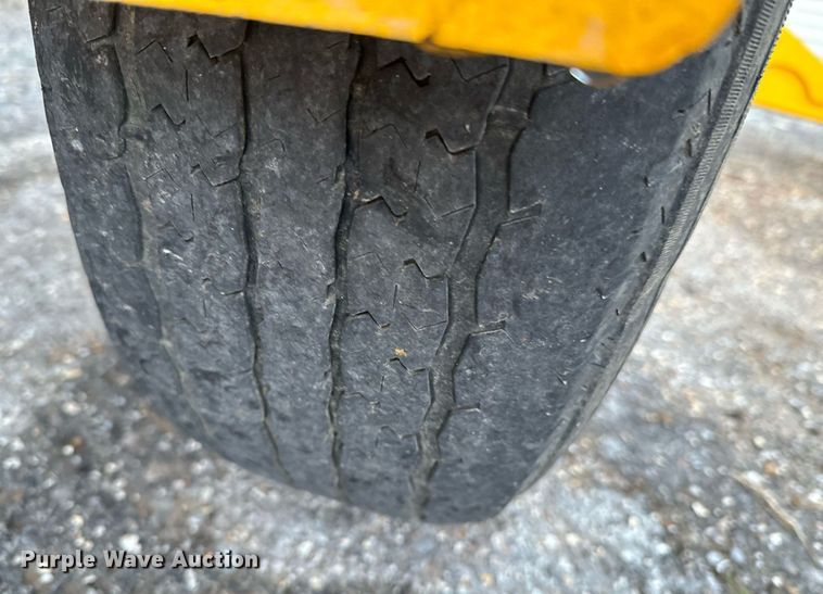 image for item OJ9536 2018 Haulotte 4527A boom lift