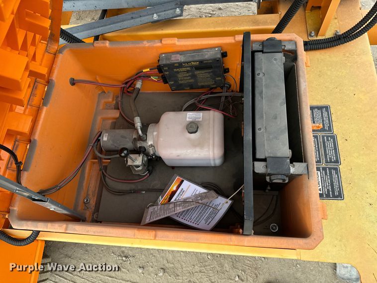 image for item OJ9603 2014 SolarTech Silent Messenger message board trailer