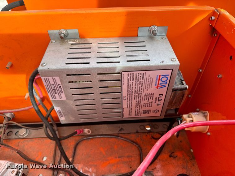 image for item OJ9604 2017 National Signal Sunray message board trailer