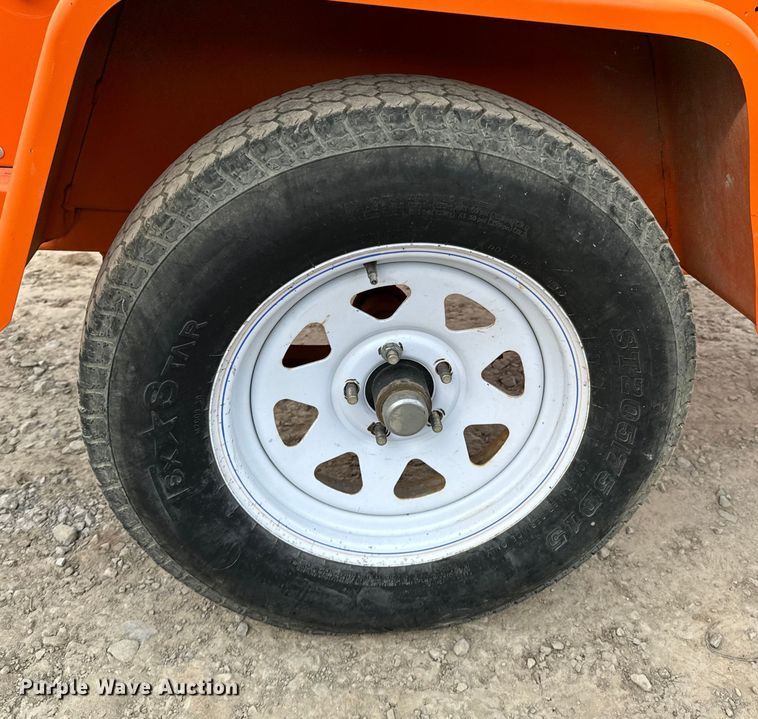 image for item OJ9604 2017 National Signal Sunray message board trailer