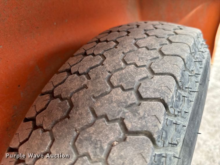 image for item OJ9604 2017 National Signal Sunray message board trailer