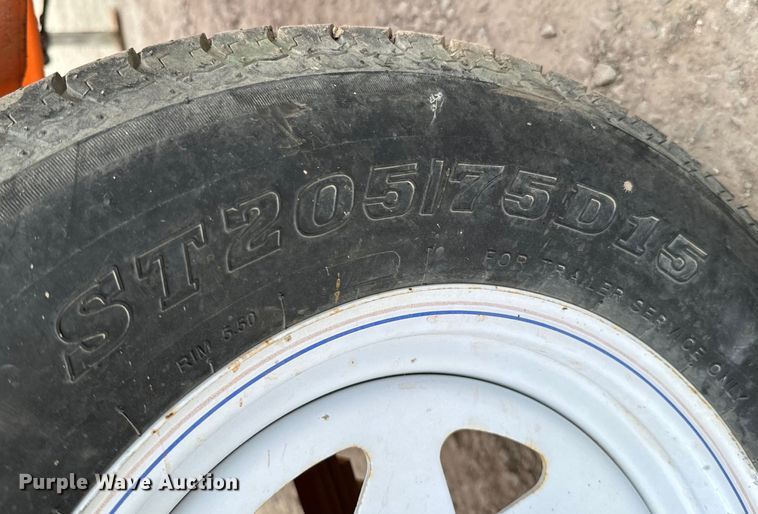 image for item OJ9604 2017 National Signal Sunray message board trailer