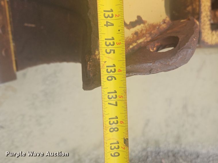 image for item OK9813 1978 Caterpillar  815 soil compactor