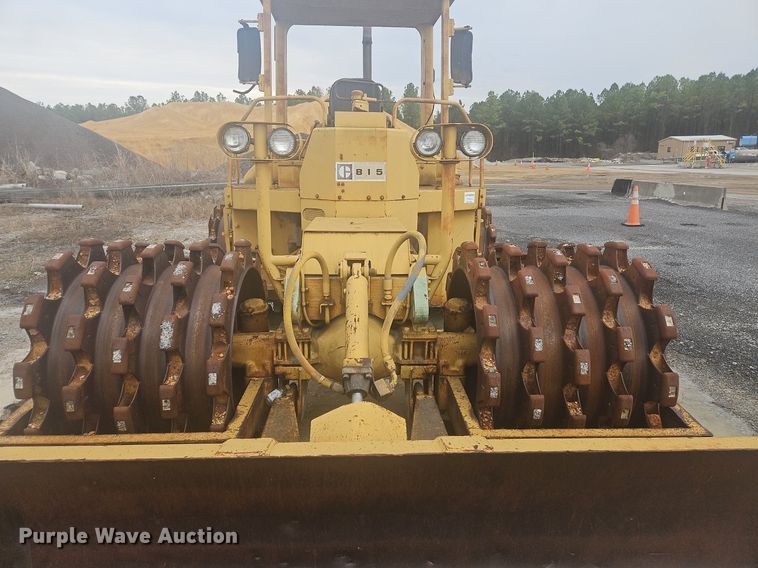 image for item OK9813 1978 Caterpillar  815 soil compactor