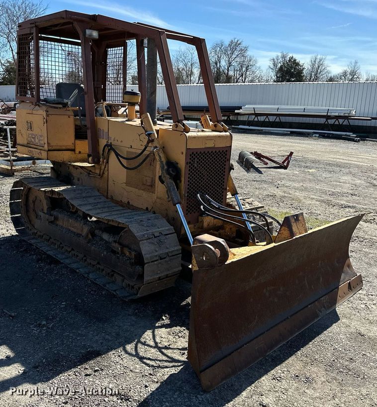 image for item OM9830 Case  550E Long Track  dozer