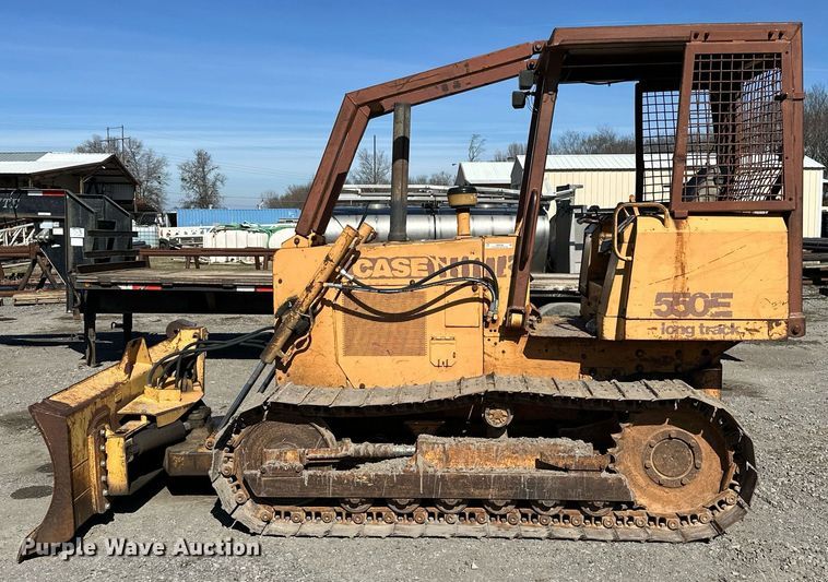 image for item OM9830 Case  550E Long Track  dozer