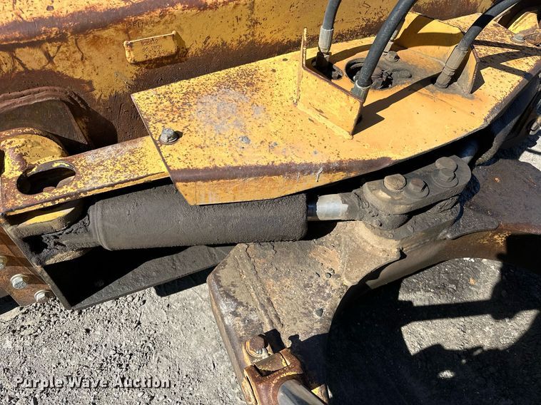 image for item OM9830 Case  550E Long Track  dozer