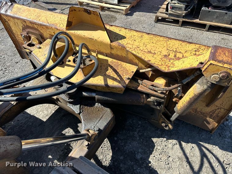 image for item OM9830 Case  550E Long Track  dozer