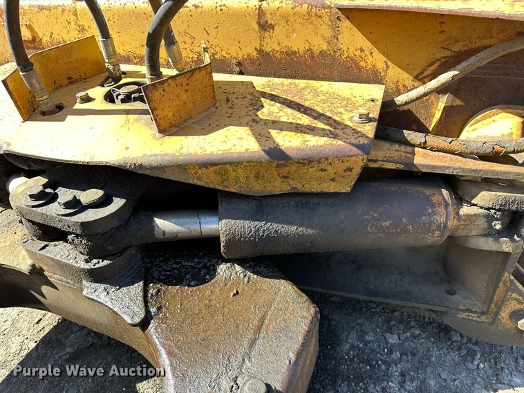 image for item OM9830 Case  550E Long Track  dozer