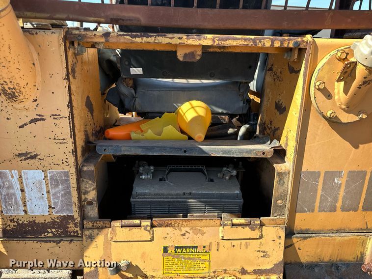 image for item OM9830 Case  550E Long Track  dozer