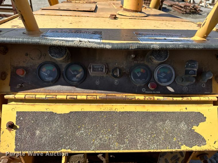 image for item OM9830 Case  550E Long Track  dozer