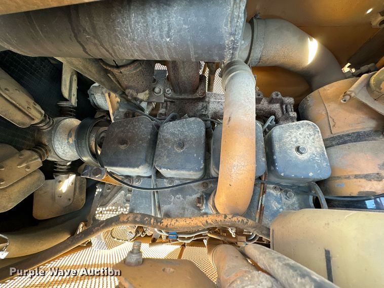 image for item OM9830 Case  550E Long Track  dozer