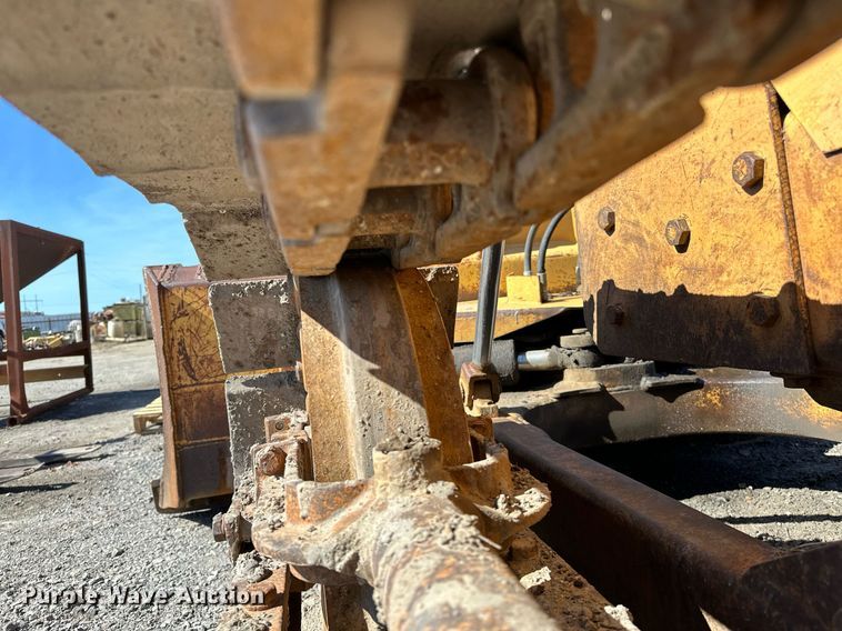 image for item OM9830 Case  550E Long Track  dozer