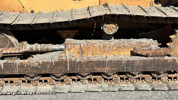 image for item OM9830 Case  550E Long Track  dozer