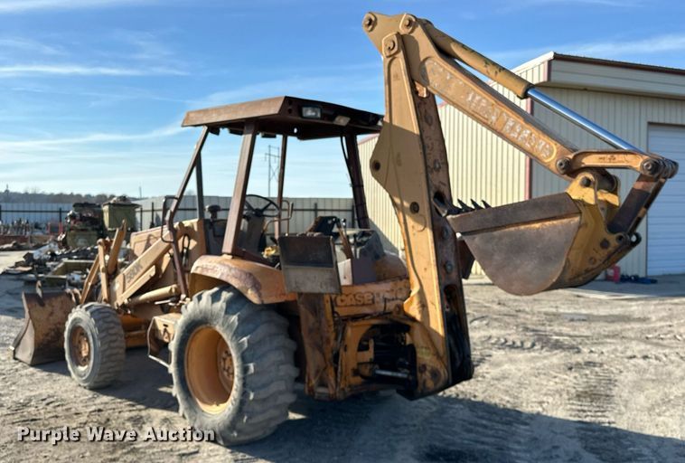 image for item OM9831 1989 Case 580K backhoe