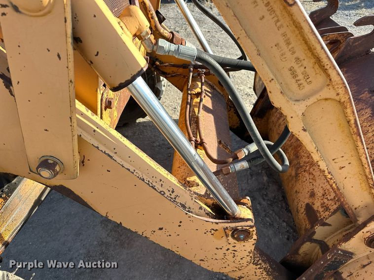 image for item OM9831 1989 Case 580K backhoe