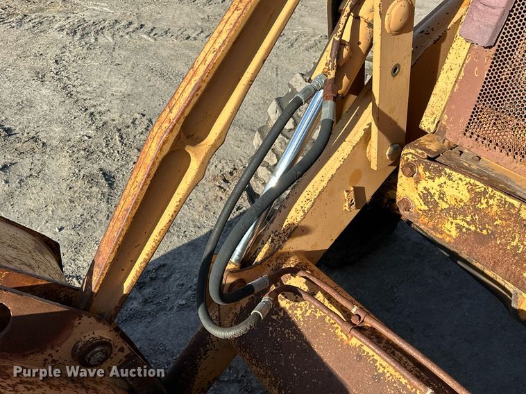image for item OM9831 1989 Case 580K backhoe