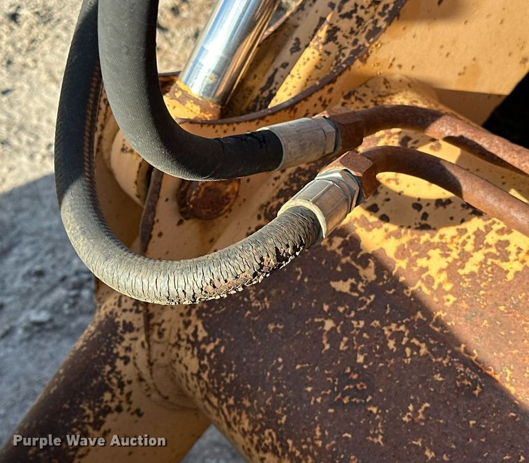 image for item OM9831 1989 Case 580K backhoe