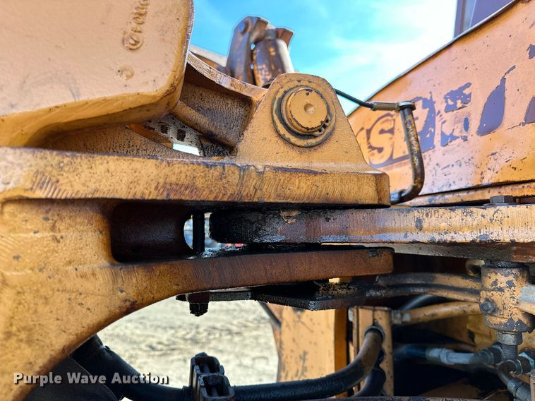 image for item OM9831 1989 Case 580K backhoe