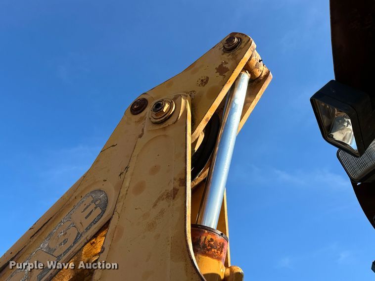 image for item OM9831 1989 Case 580K backhoe