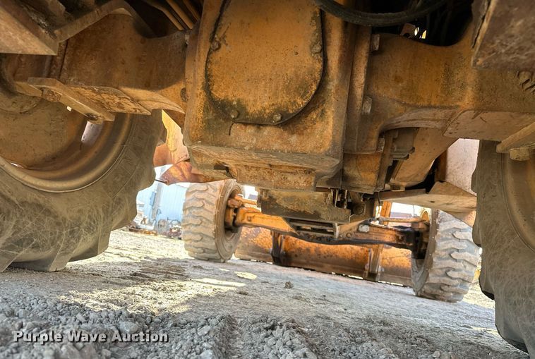 image for item OM9831 1989 Case 580K backhoe