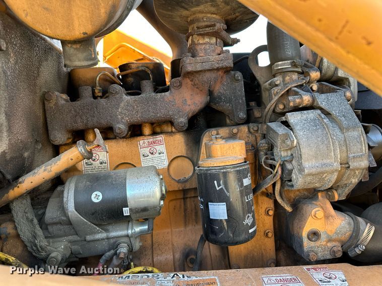 image for item OM9831 1989 Case 580K backhoe