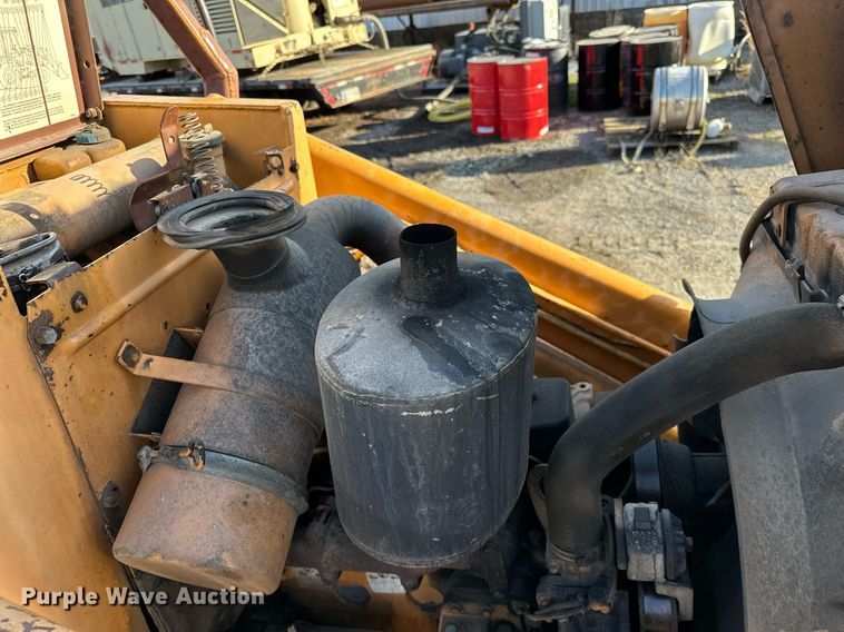 image for item OM9831 1989 Case 580K backhoe