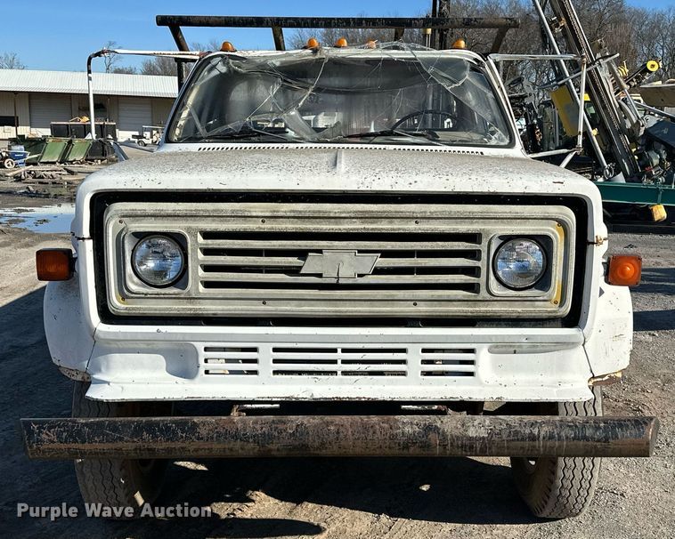 image for item OM9840 1981 Chevrolet  60 winch truck