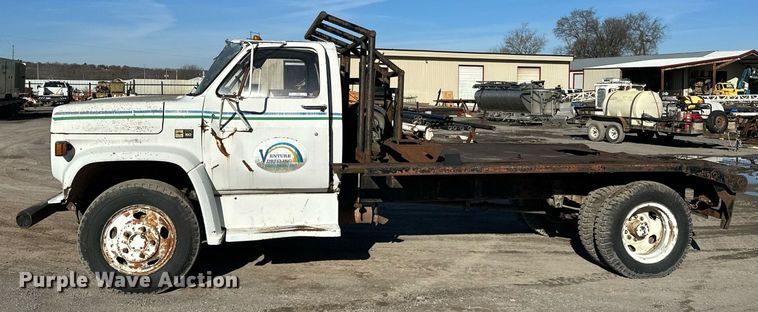 image for item OM9840 1981 Chevrolet  60 winch truck