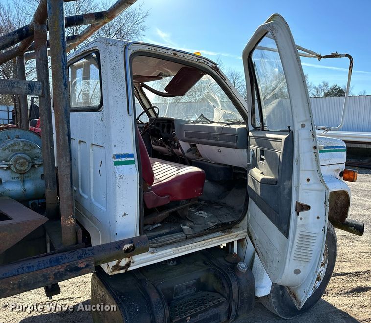 image for item OM9840 1981 Chevrolet  60 winch truck