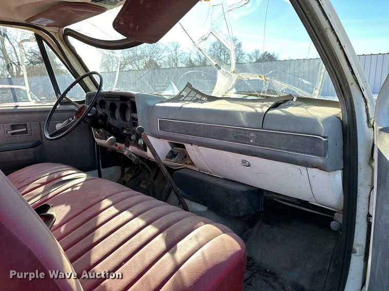 image for item OM9840 1981 Chevrolet  60 winch truck