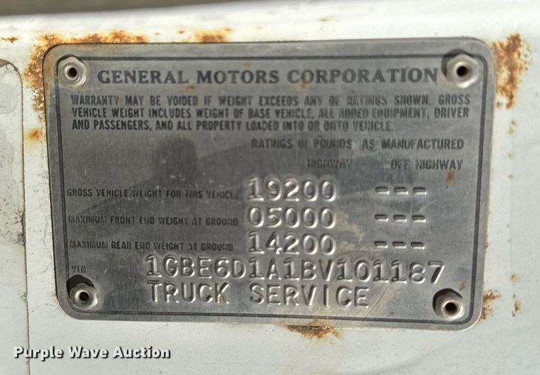 image for item OM9840 1981 Chevrolet  60 winch truck