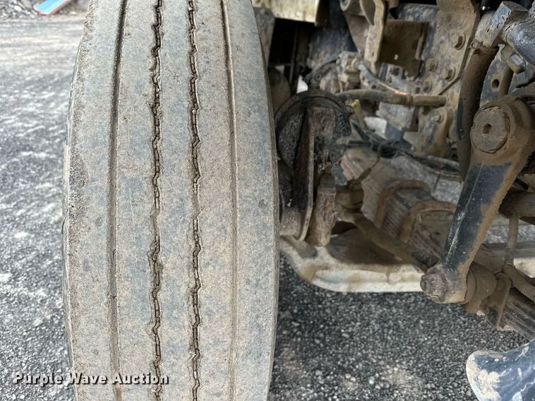 image for item OM9846 2009 International  7500 dump truck