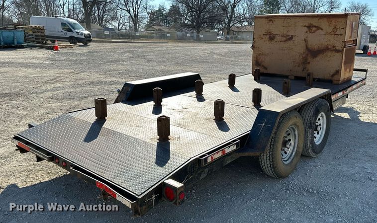 image for item OM9848 2010 Starlite  utility trailer