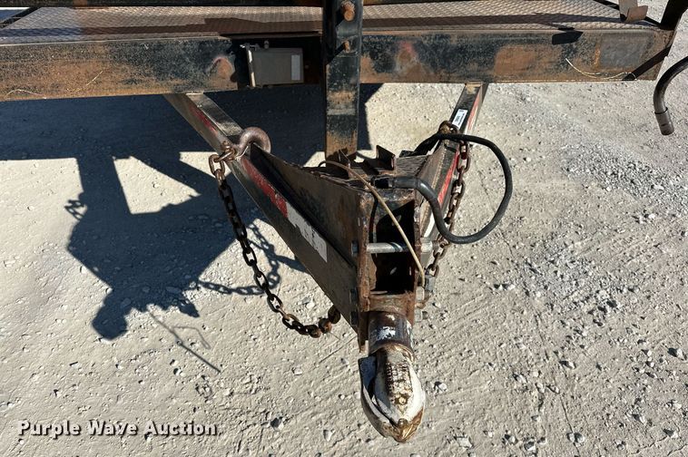 image for item OM9848 2010 Starlite  utility trailer