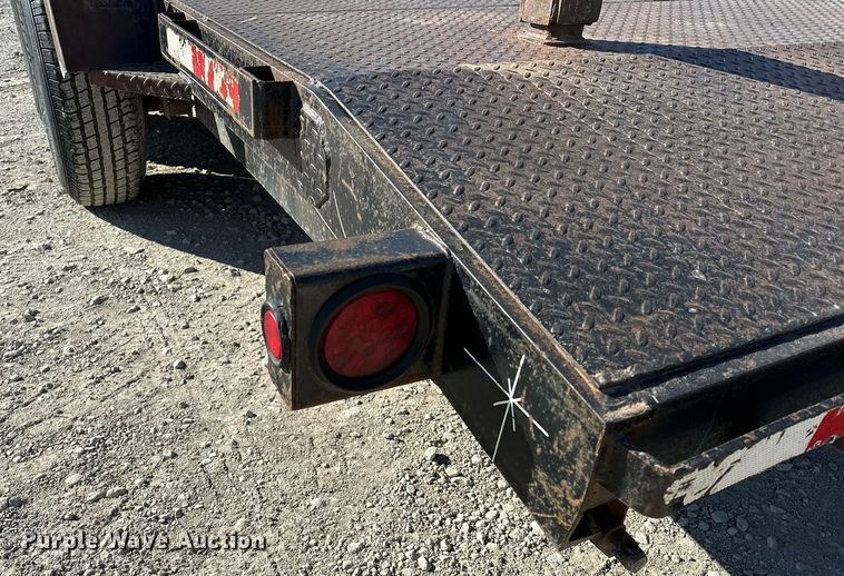 image for item OM9848 2010 Starlite  utility trailer