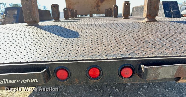 image for item OM9848 2010 Starlite  utility trailer
