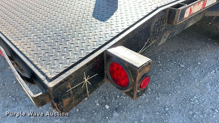 image for item OM9848 2010 Starlite  utility trailer