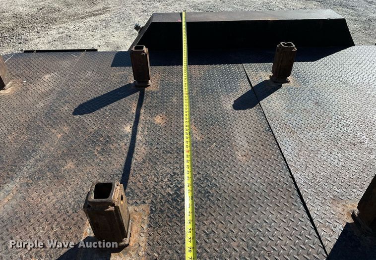 image for item OM9848 2010 Starlite  utility trailer