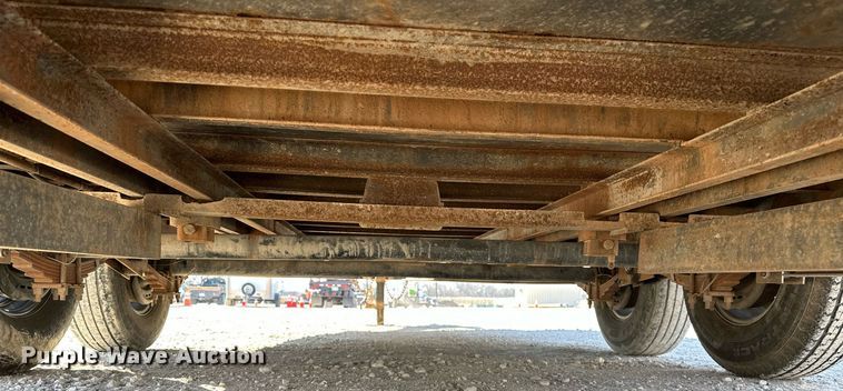 image for item OM9848 2010 Starlite  utility trailer