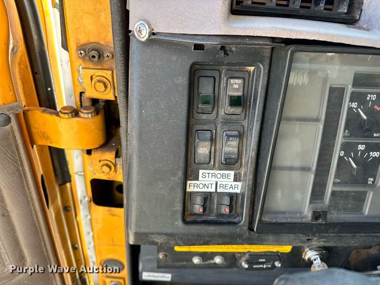 image for item OM9849 1999 International  4900 box truck with crash attenuator