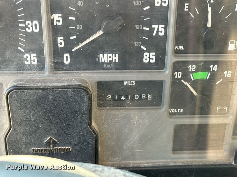 image for item OM9849 1999 International  4900 box truck with crash attenuator