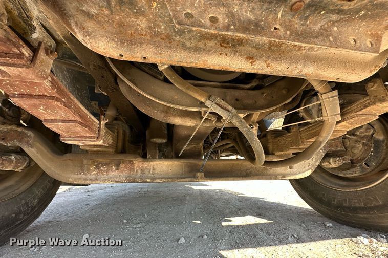 image for item OM9849 1999 International  4900 box truck with crash attenuator