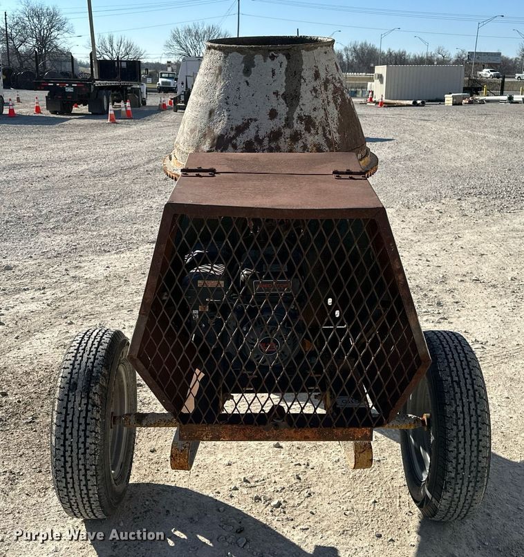 image for item OM9850 Concrete mixer