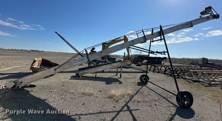 image for item OM9851 Adams conveyor