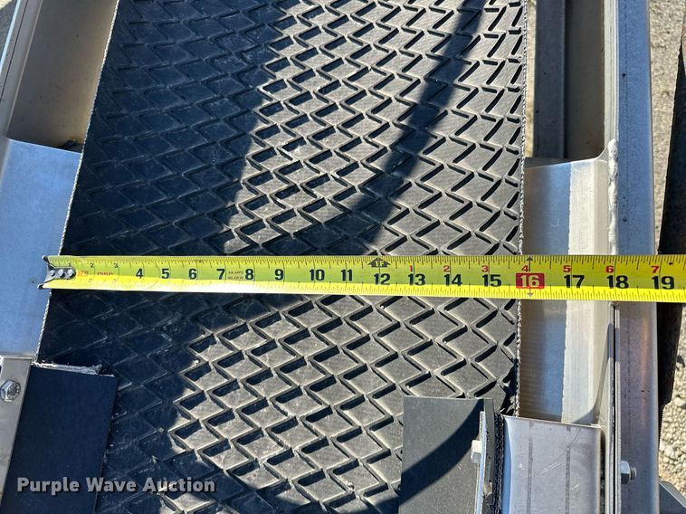 image for item OM9851 Adams conveyor