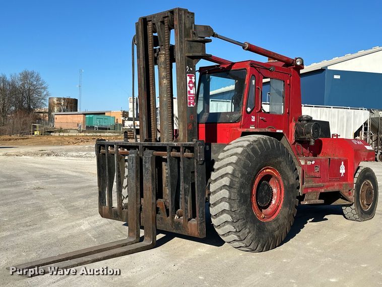 image for item OM9853 1983 Taylor TE-250S forklift
