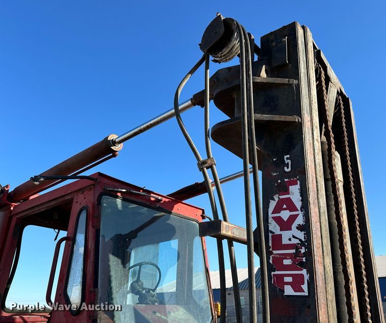 image for item OM9853 1983 Taylor TE-250S forklift